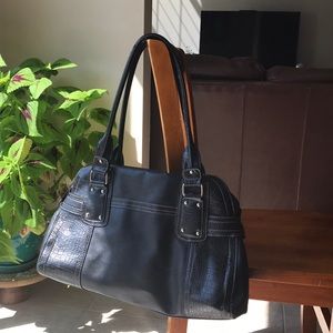 Black Nine West bag